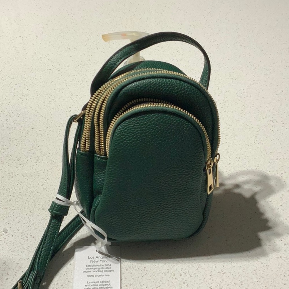 NWT alissA mini bag